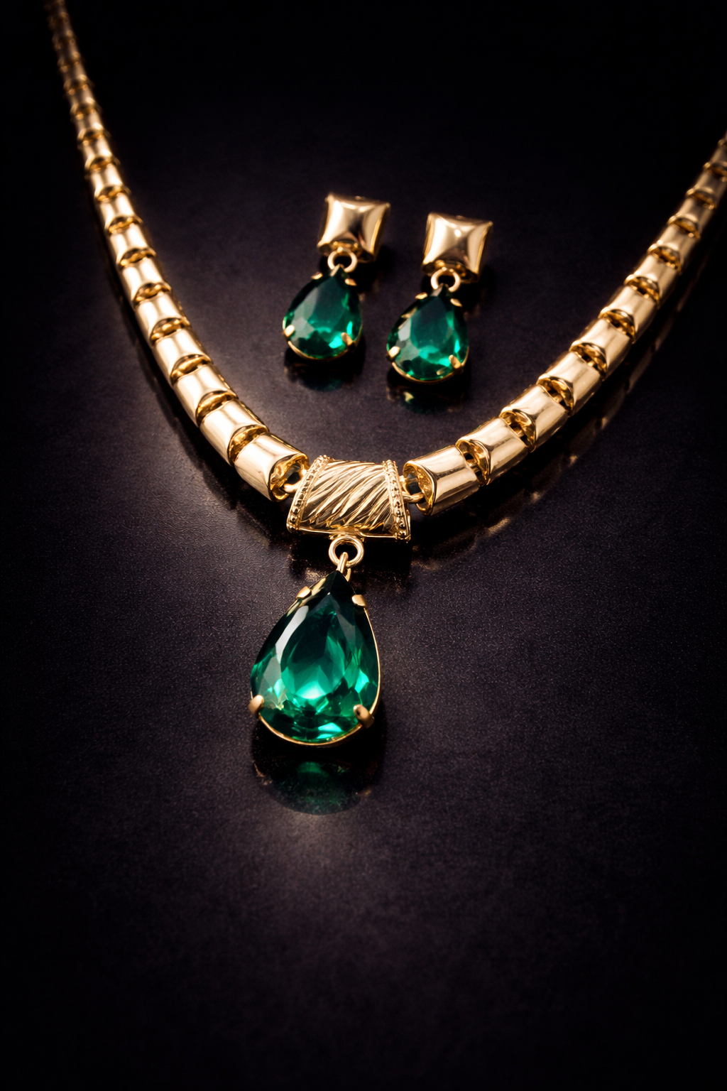 Emerald Elegance Set
