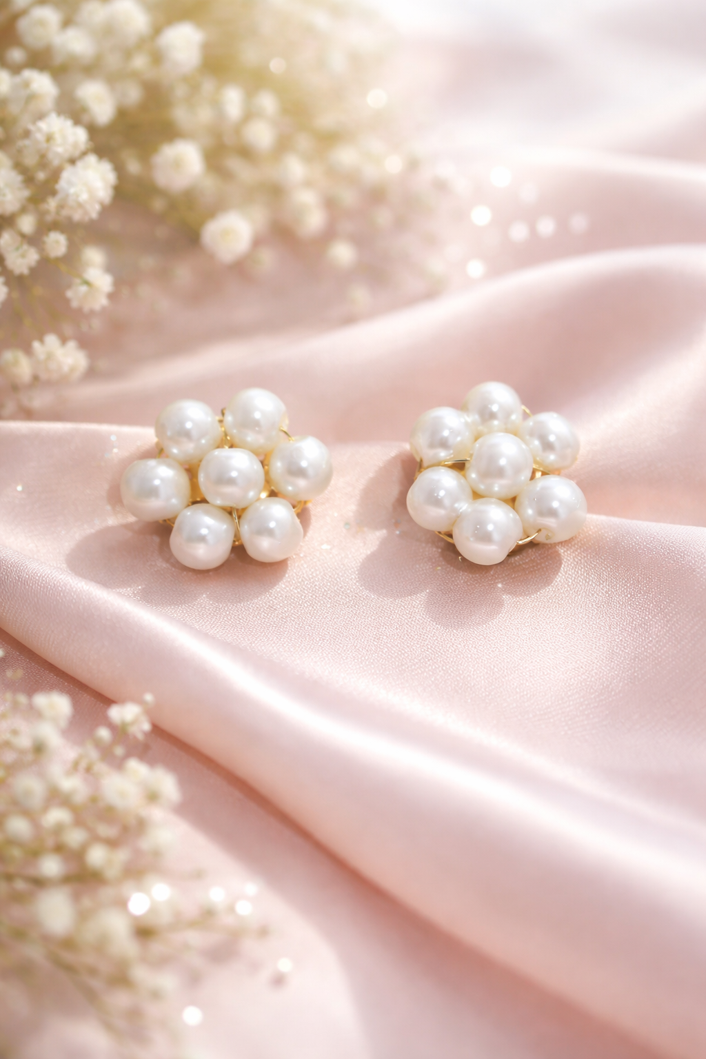 Elegant Pearl Cluster Stud Earrings