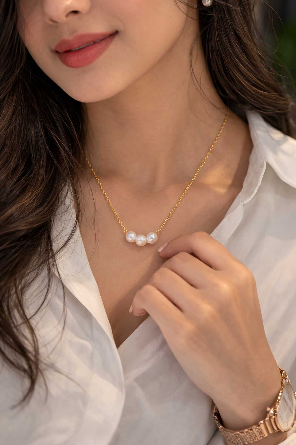 Minimalist Triple Pearl Pendant Necklace – Stylish Daily Wear Chain